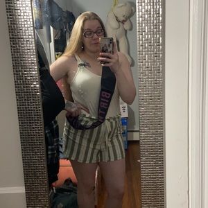 Meet your Posher, Monica